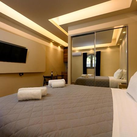 Seven Keys Luxury Suites Achílleion Dış mekan fotoğraf