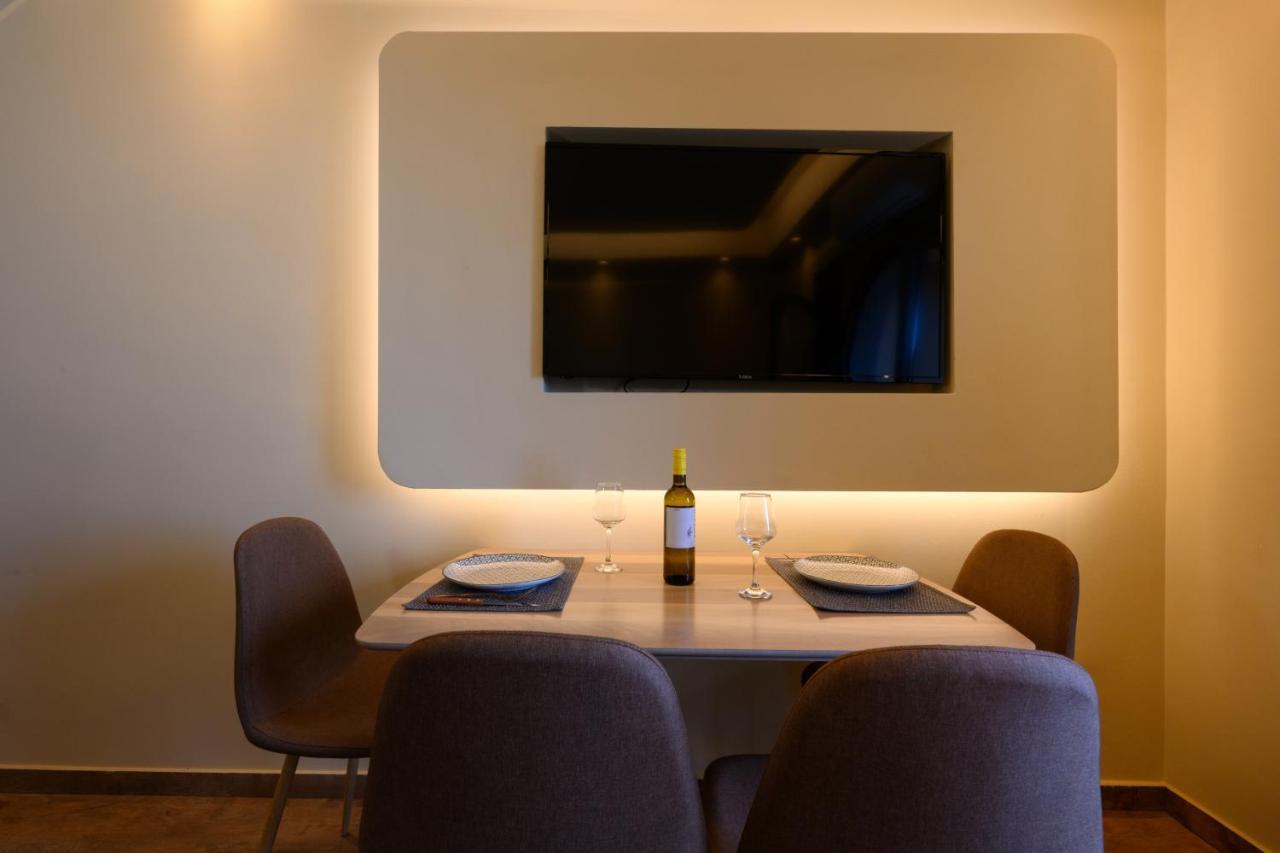 Seven Keys Luxury Suites Achílleion Dış mekan fotoğraf