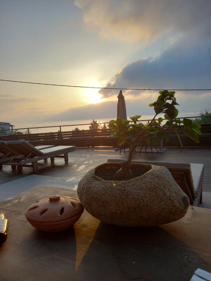 Seven Keys Luxury Suites Achílleion Dış mekan fotoğraf