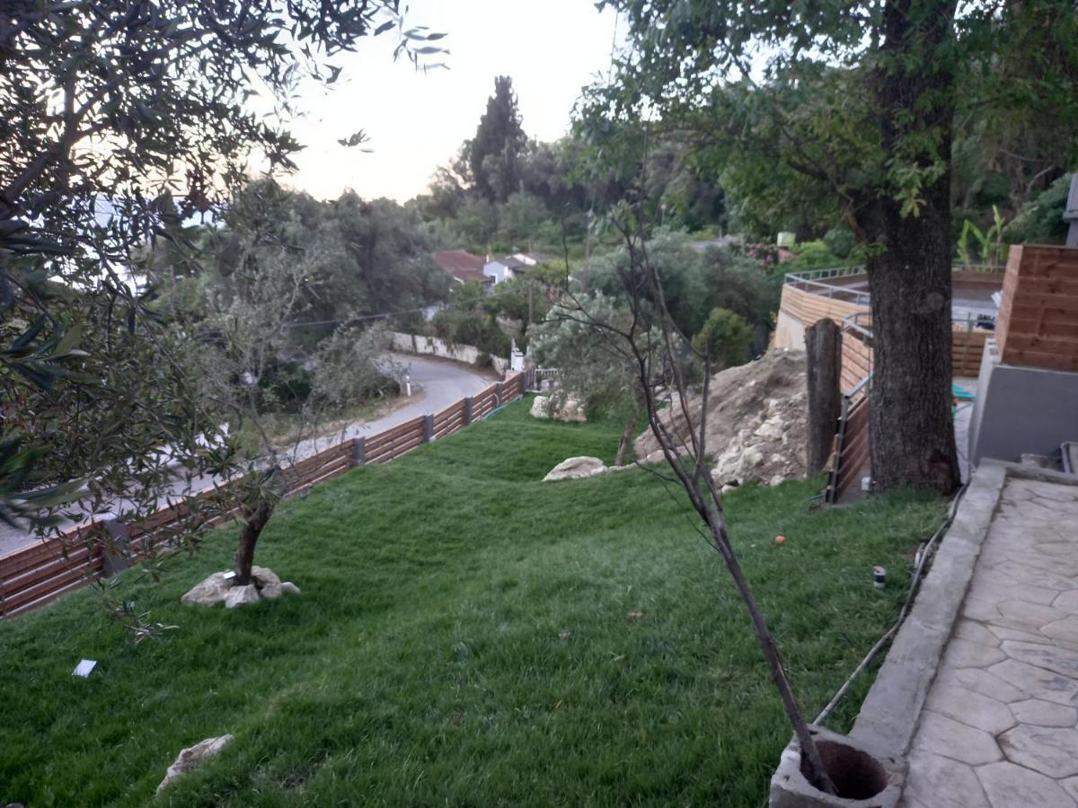 Seven Keys Luxury Suites Achílleion Dış mekan fotoğraf